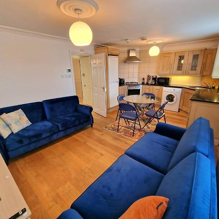 Cosy Home In Kensington - Great Location! 3 Minutes Walk To Earl'S Court Station Londýn Exteriér fotografie