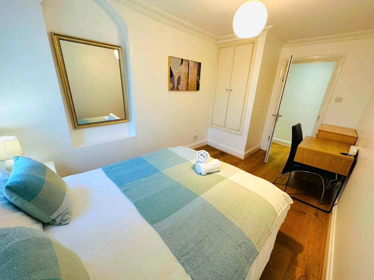 Cosy Home In Kensington - Great Location! 3 Minutes Walk To Earl'S Court Station Londýn Exteriér fotografie