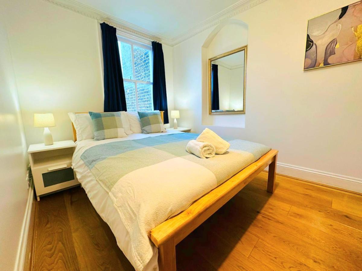 Cosy Home In Kensington - Great Location! 3 Minutes Walk To Earl'S Court Station Londýn Exteriér fotografie
