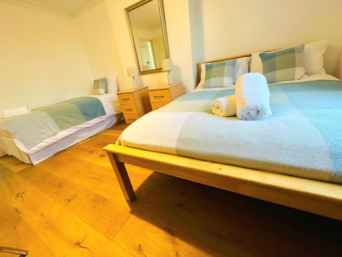 Cosy Home In Kensington - Great Location! 3 Minutes Walk To Earl'S Court Station Londýn Exteriér fotografie