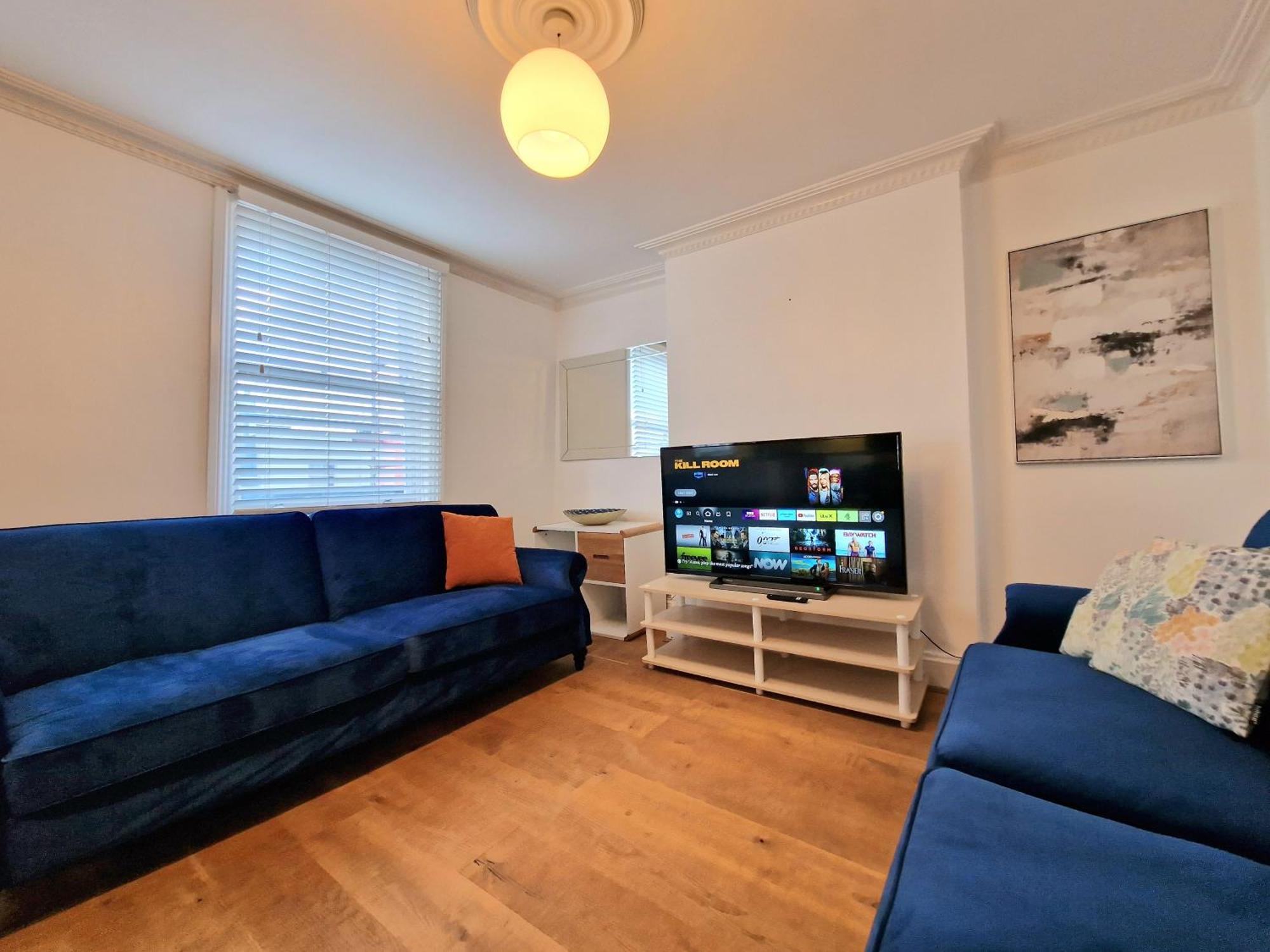 Cosy Home In Kensington - Great Location! 3 Minutes Walk To Earl'S Court Station Londýn Exteriér fotografie